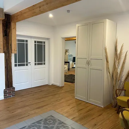 Neues Landappartement - Mit Eigener Terrasse Apartman Wiefelstede